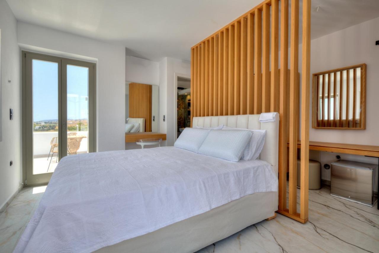 Golden Bay Luxury Villas And Suites Chrisi Akti  Exterior photo