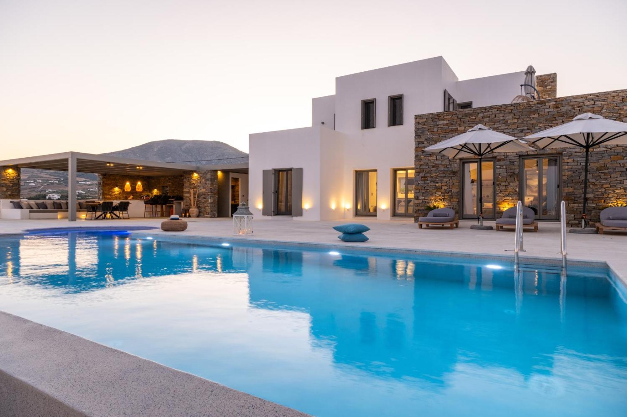 Golden Bay Luxury Villas And Suites Chrisi Akti  Exterior photo