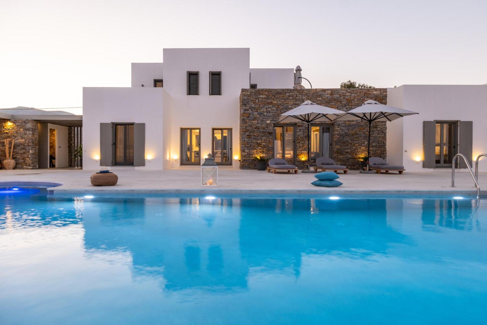 Golden Bay Luxury Villas And Suites Chrisi Akti  Exterior photo