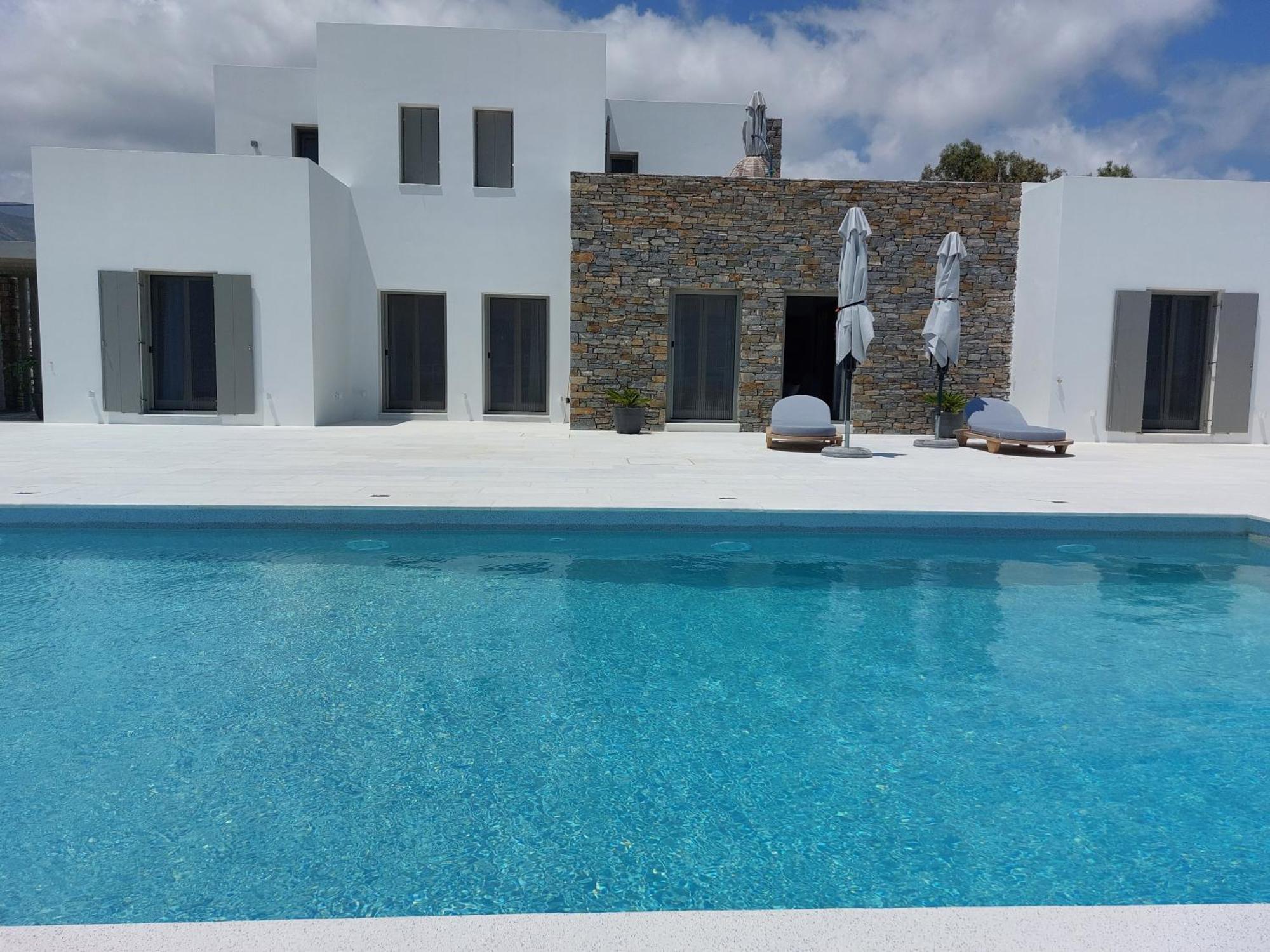 Golden Bay Luxury Villas And Suites Chrisi Akti  Exterior photo
